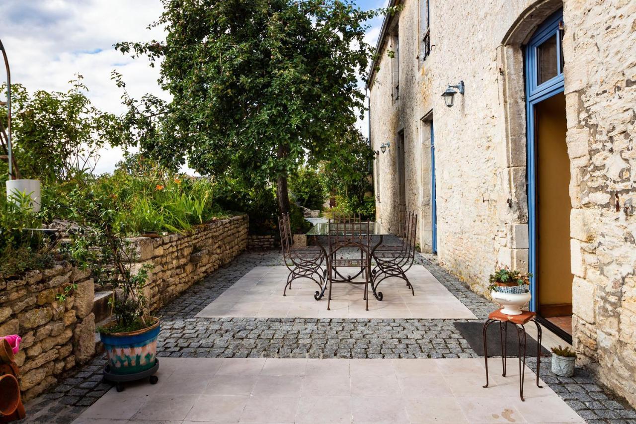 Hotel Manoir De Coulandon Argentan Exterior foto