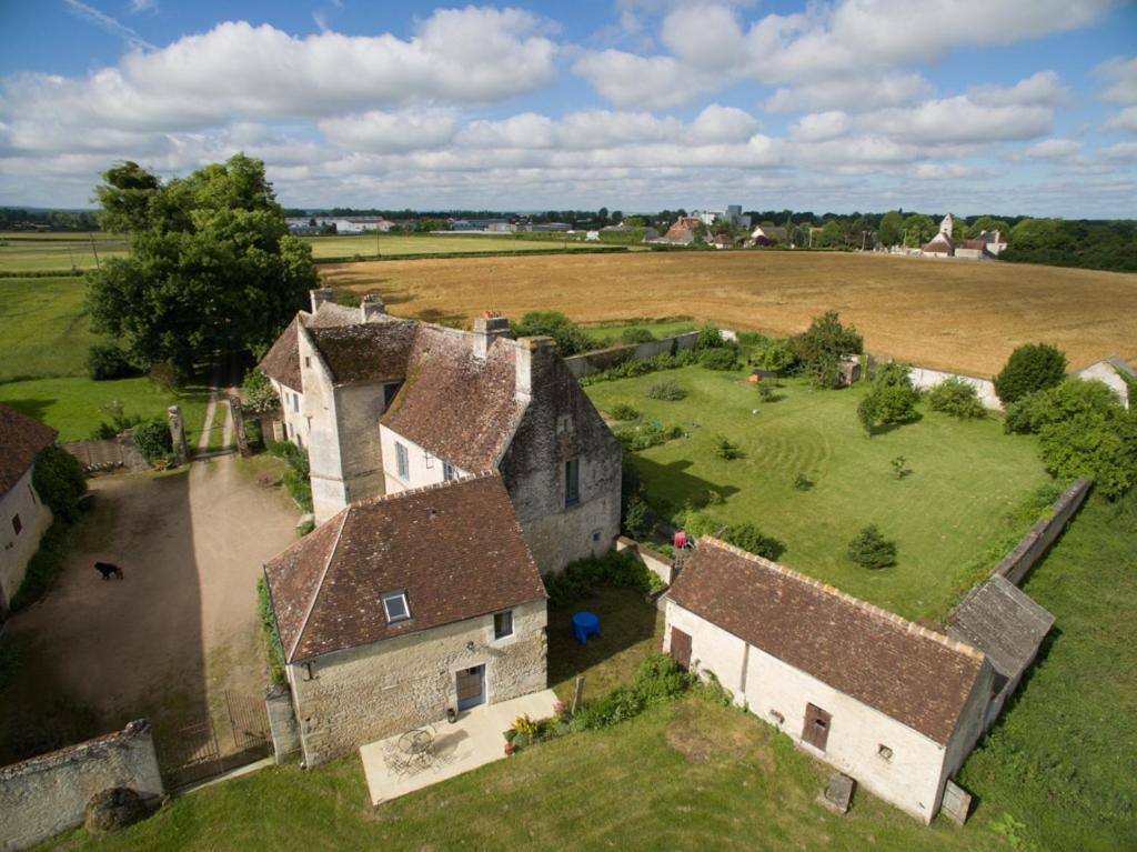 Hotel Manoir De Coulandon Argentan Exterior foto